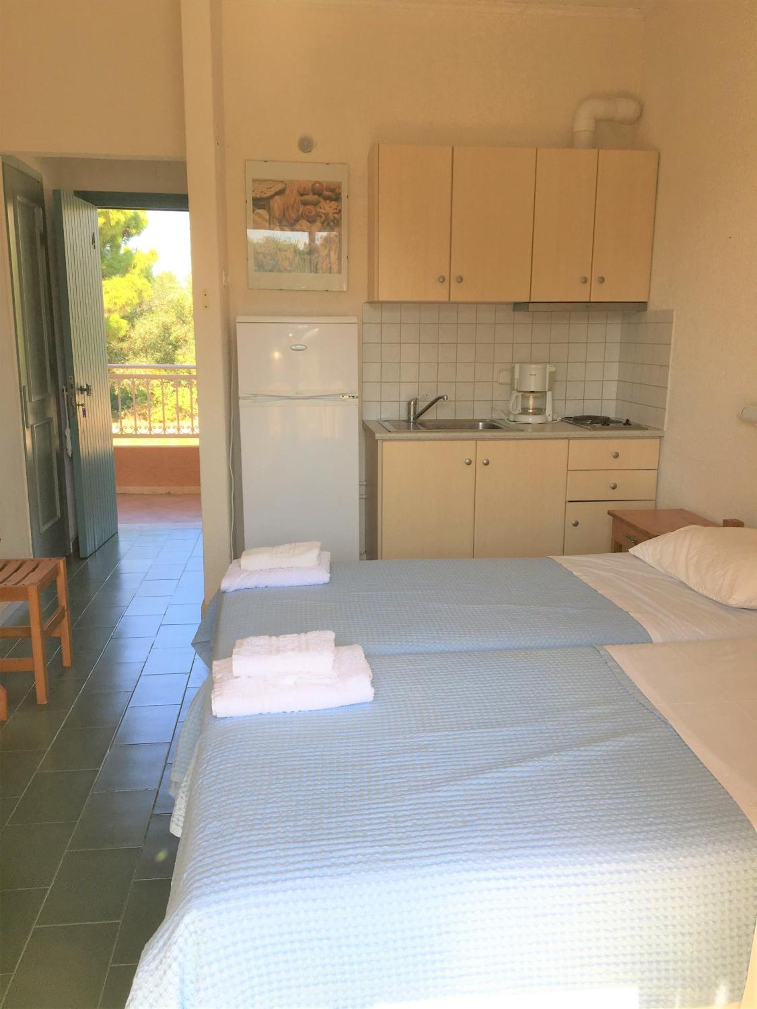 Galini Studios And Apartments Λάσση Εξωτερικό φωτογραφία